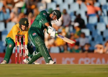 South Africa Triumphs in Thrilling 1st ODI Against Pakistan