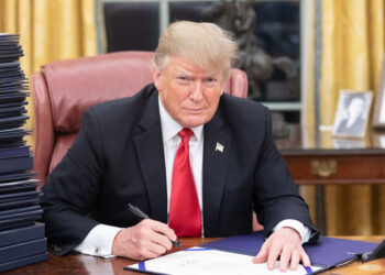 Trump’s Executive Order Sparks Debate on Birthright Citizenship
