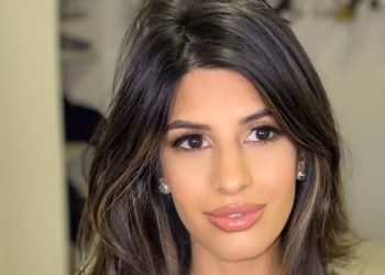 Jasmin Walia Sparks Dating Rumors with Hardik Pandya After IPL Appearance