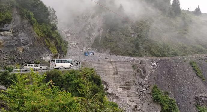 Landslides in Uttarakhand: CM Oversees Relief Operations in Raipur, Mussoorie