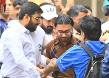 Social Whirlwind Caught in Legal Storm: Orry Mobbed at Anti-Narcotics Cell