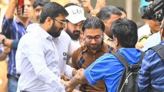 Social Whirlwind Caught in Legal Storm: Orry Mobbed at Anti-Narcotics Cell