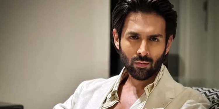 The Digital Detective: Kartik Aaryan and the Mystery of the Goa Sunset